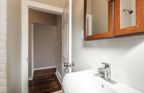 Cute and Quiet Sleeps 10~15mins Downtown Detroit - Foto 35