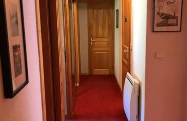 Charmant appart style chalet, simple et soigné - Photo 12