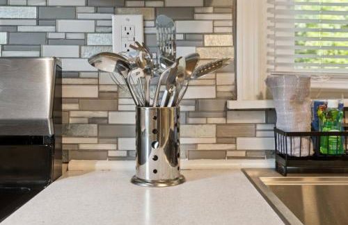 Spacious Beach Styled Oasis 3BR 2BA Pet Friendly - Foto 16