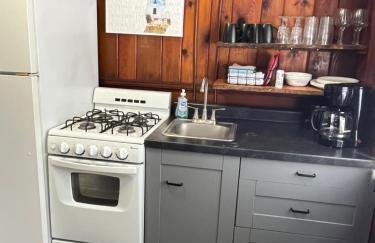 Sleeping Bear Riverside Cabins - Foto 23