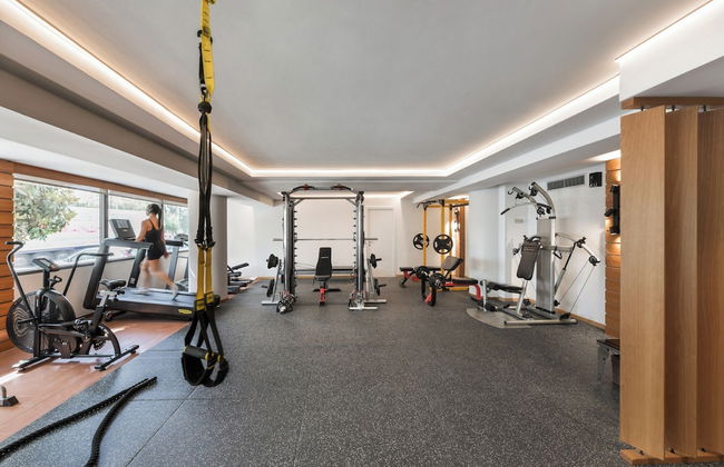 Blazer Suites Hotel - Photo 23