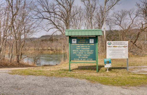 Peaceful Mountain Air Getaway with Fire Pit! - Foto 24