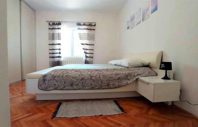 Coastal Apartment - Sleeps 6, Balcony & Parking - Foto 11