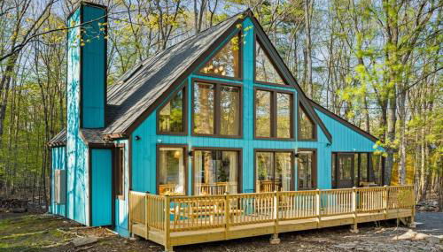 The Blue Forest Chalet - Kayak, Hike, Hot Tub - Foto 5