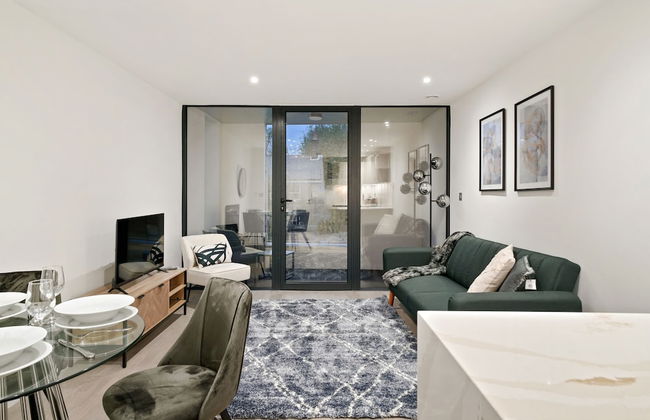 Executive 1 & 2 Bed Apartments in the Heart of London, Free WiFi by City Stay London - Photo 5