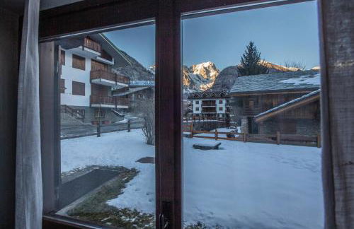 JOIVY Family Apartment, near Ski Lifts, In Courmayeur - Foto 14
