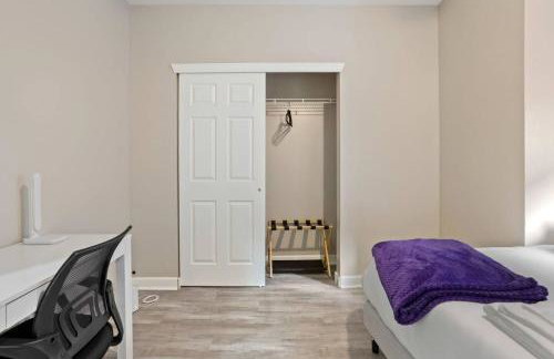 Chic Boho Retreat Near Downtown - Photo 11