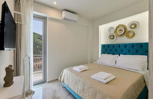 New cozy apartments in Crete Coast with pool and dining area - Photo 6