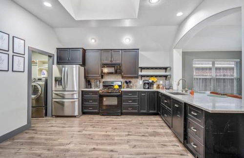 Cypress Gem, Cozy, Central & Pet-Friendly Retreat - Foto 13