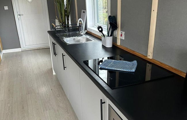 Large Glamping Hut - Riverview 13 - Photo 4