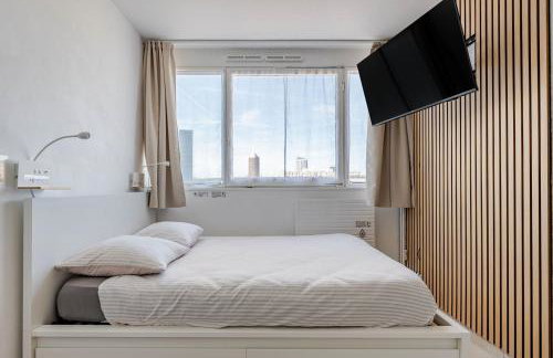 Cozy Retreat with Balcony - Lyon PartDieu TGV, Rhonexpress Airport - Photo 3