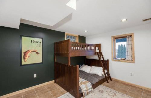 4 br Lakehouse, Fire Pit, King Beds, Bunk room - Foto 19