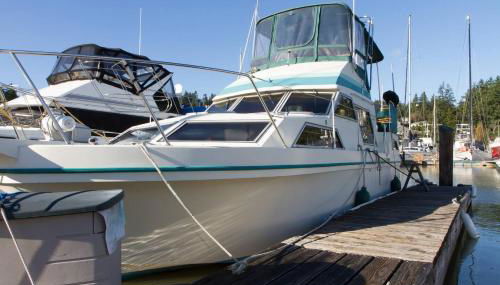 Luxury 2BR Yacht • Marina Views • WiFi - Foto 2