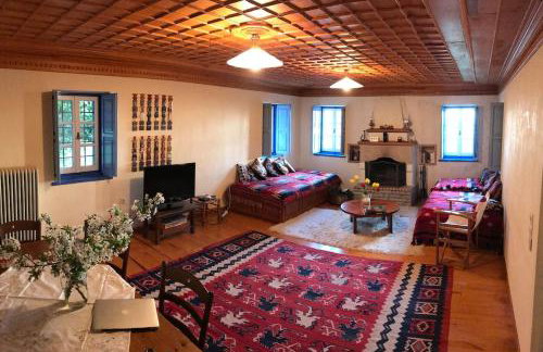 Chariklia Traditional House - Photo 14