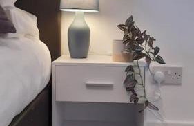 Free Parking Spacious Home - Photo 24