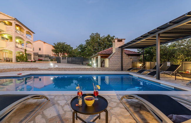 Holiday House BALEN with Swimming Pool - Foto 63