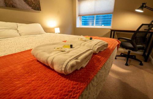 Hillcrest Chalet - Spa - Firepit - Views - USAFA - Foto 42