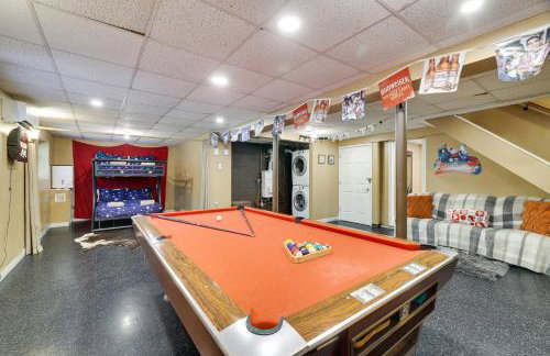 Secluded Cabin, Jacuzzi, Pool Table, King Bed & Fire Pit - Photo 19