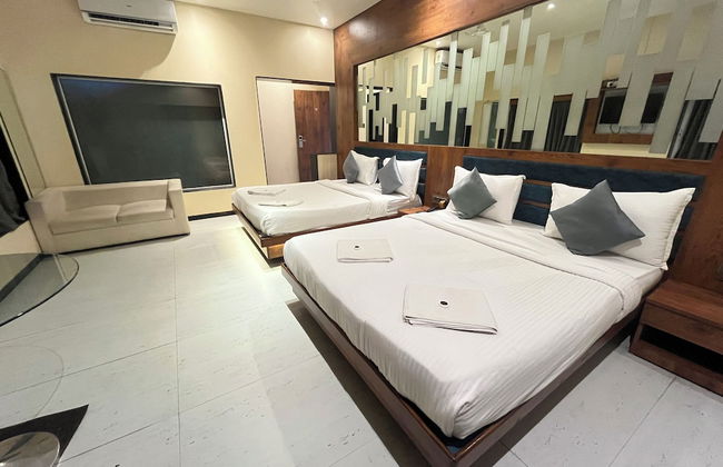 The Saroja Grand Villa Resorts - Photo 16