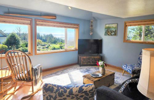 Bay and Horizon Views! Crabbing and Fishing Close By! Hilltop Heights - Foto 3