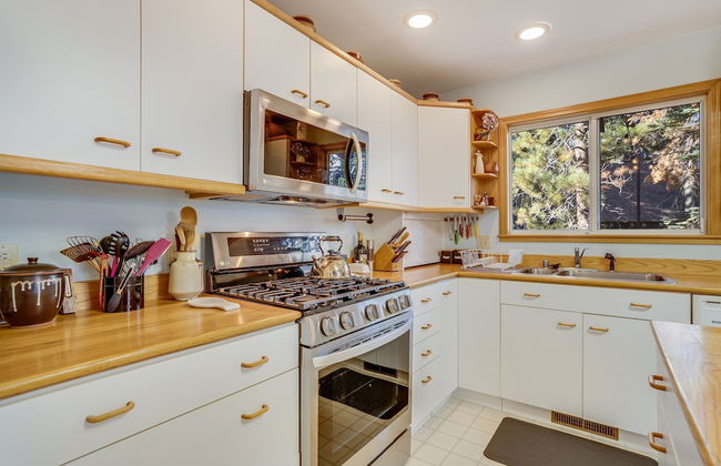 Fawn by Avantstay Secluded Cabin w Large Deck Surrounded by Forest - Foto 14