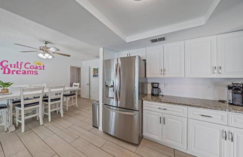 Poolside Paradise: Game room, Pickle ball & Pool - Foto 39