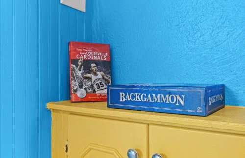 Cozy & Creative Top Unit in Lou's Arts District - Foto 36