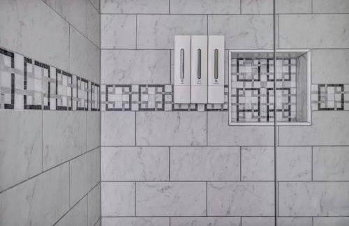 BIG 4BR House 7 Mins to Downtown with Foosball and Games - Foto 36