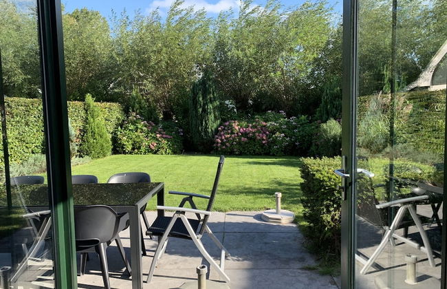 Nice Holiday Home with Dishwasher near Dunes - Photo 13