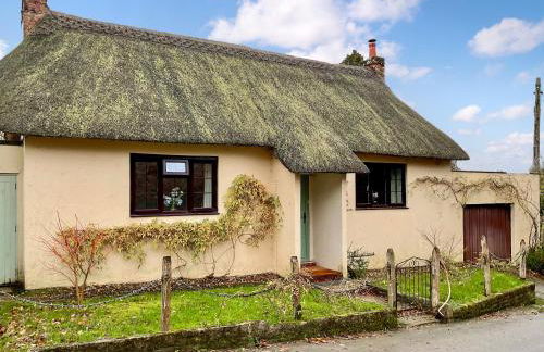 The Old School - Photo 1