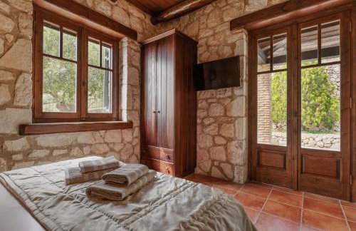 Armos Stone Villa - Private Pool & Sea Views, by ZanteWize - Foto 26