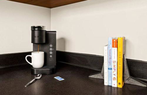 The Urban Loft - Stylish Industrial Living - Foto 19