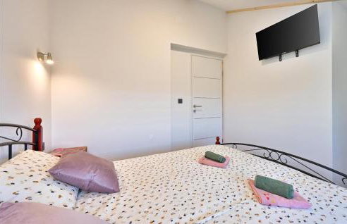 Cozy Home In Vrhi Pregradski With Sauna - Foto 19