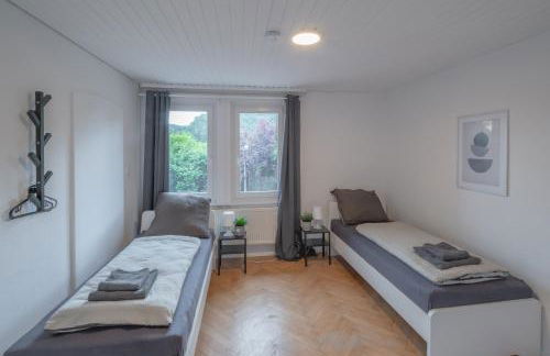 WORK&SLEEP - moderne Apartments mit Einzelbetten, TV, WLAN, Bettwäsche und Handtücher - Foto 1