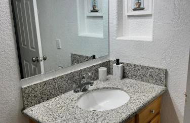 Lovely 1bed,1bath condo with free parking - Photo 10