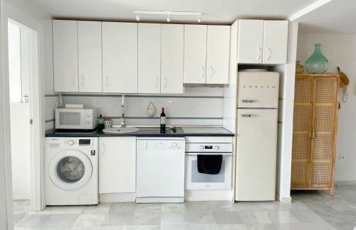 Marina Sunrise - Photo 14