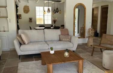 Villa Les Folies - magnifique jardin avec piscine - Foto 26