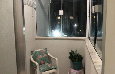 Apartamento com Wifi, Livros e Espaço Pet - Foto 5