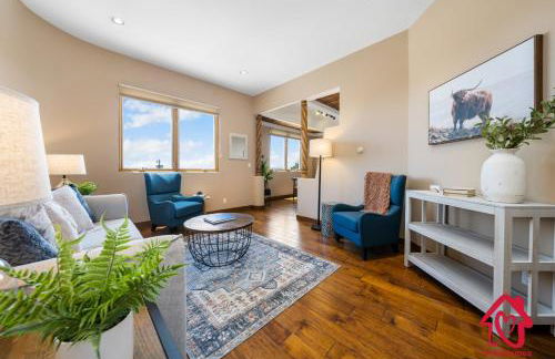 Elena's Sandia Sanctuary - An Irvie Home - Photo 10