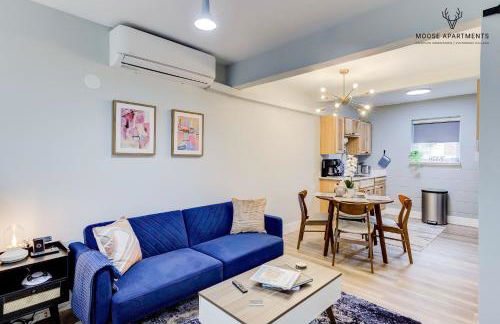 The Moose #9 - Brand New Luxe Modern loft with Free Parking, King Bed & Fast WiFi - Foto 5