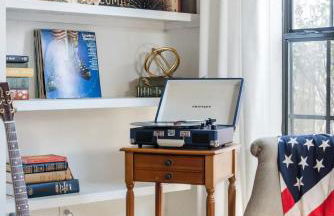 Hip, Cozy Cottage with a Fire Pit in Cleveland Park - Foto 10