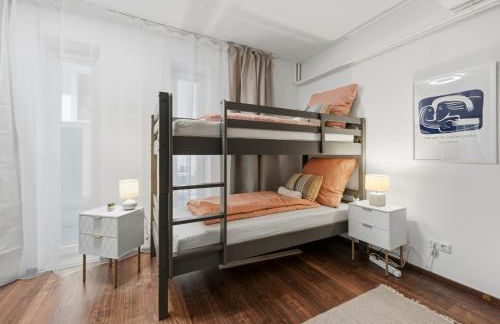 Yello Homes - Tiny Loft - 4 Personen - Flughafen - Foto 27