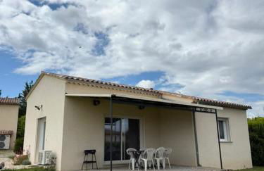 Maison au calme de la Provence - Foto 1