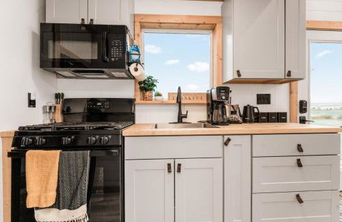 Modern Tiny Cabin, with Hot tub in Choteau MT - Foto 16