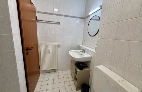 Modernes Apartment mit Balkon und Parkplatz nahe Uniklinik Magdeburg - Foto 26