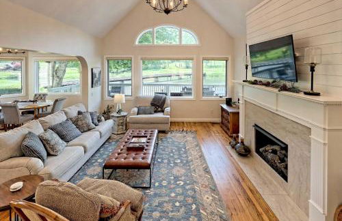 Chic Sky Valley Resort Home on Golf Course! - Foto 2