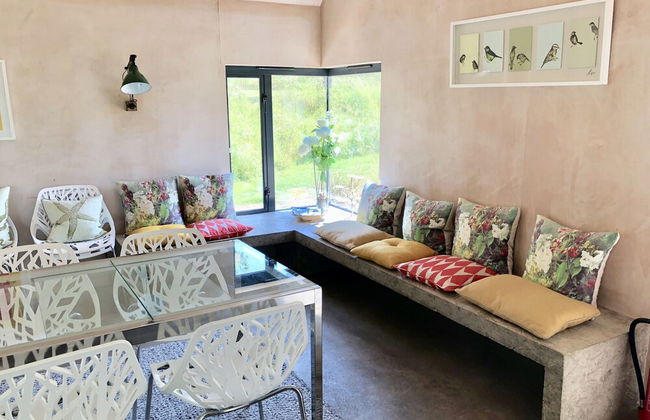 Large Boutique Holiday House With hot tub Near Bath - Photo 12