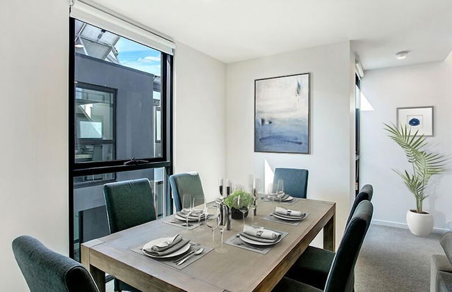 Roden Residences - Photo 9