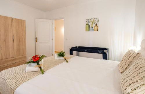 Hydrangea House - Photo 31