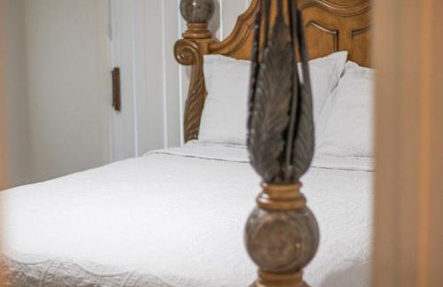 Cozy 3-BR Villa in Sun n Lake - Foto 8